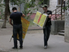 В Волгограде демонтировали еще 40 незаконных рекламных конструкций