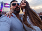 «У меня жена здесь»: любвеобильная фанатка обескуражила Алексея Чумакова