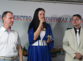Руководитель волгоградских пластилиновых кафе Pakholkoff Екатерина Коваленок поздравила мастера с открытием мастер-класса.