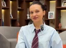 На волне кейпов врываемся в стильный сезон-2026