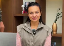 Альтернативу для юбок на волгоградскую весну нашла стилист Ветрова