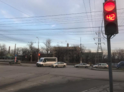 Администрация Волгограда отказалась облегчить жизнь автомобилистам в Краснооктябрьском районе