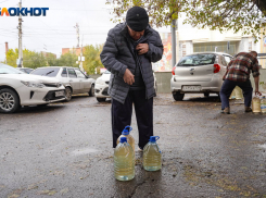 Авария на коллекторе оставила без воды 11 тысяч волгоградцев