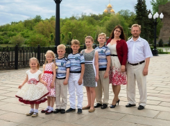 Владимир Путин наградил орденом семью из Волгограда