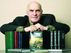 Известного романиста Сталинградской битвы - Евгения Кулькина не стало в Волгограде