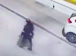 Кемеровский рецидивист-автоманьяк устроил автопогром в Волгограде: видео