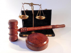 Лихачу, убившему  женщину и покалечившему 8-летнего ребенка в ДТП под Волгоградом, грозит 5 лет колонии