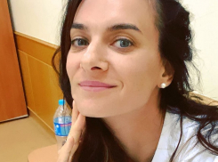 Елена Исинбаева попала под капельницу