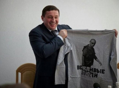 Волгоградского депутата-оппозиционера вновь наказали за жалобы на губернатора Андрея Бочарова