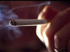 Под Волгоградом курильщик сжег съемный дом и выгнал на улицу нескольких людей