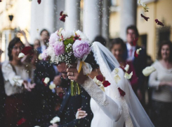 Астролог назвала лучшие даты для регистрации брака в сентябре