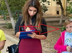 В театральщину превратилась ситуация коммунального беспредела в Красноармейском районе Волгограда