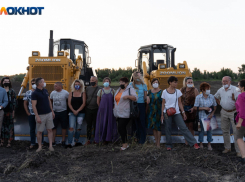 Под Волгоградом разбили палаточный лагерь против строительства автодороги через пойму