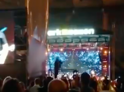 «Лепс, я люблю тебя»: волгоградцы с визгами встретили народного артиста