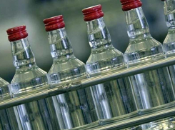 В Волгоградской области за брендовый суррогат осудят иностранцев 