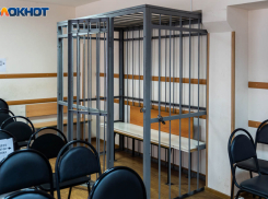 Волгоградца оштрафовали за дискредитирующий ВС РФ стрит-арт 