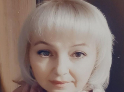 «Врач к вам не придет»: волгоградка с COVID-19 рассказала, как ждала врача дома, в поликлинике не принимают заявки из кол-центра