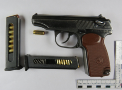 Житель Волгоградской области из-за расхождения жизненных принципов выстрелил в знакомого