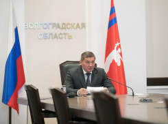 Число заболевших и привитых растёт: тревожные итоги совещания оперштаба в Волгограде