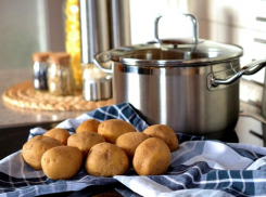 Понизить цены на энергоносители и тарифы, чтобы снизить рост цен на продукты, предложил волгоградец