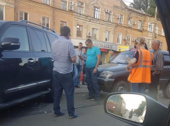 В Волгограде два ДТП в час пик парализовали движение трамваев