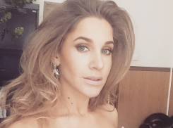 Поп-певица из Волгограда Юлия Ковальчук попала в ДТП в Москве 