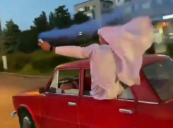 В Волжском нашли «шейхов» с файерами