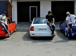  В Волгограде ищут мужчин на ВАЗ-2101, кричавших «Аллах Акбар»