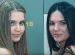 Две по цене одной: блондинка и брюнетка снова поспорили