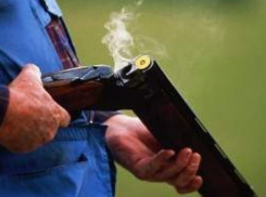 В Волжском охотник прострелил себе ногу