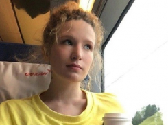 Певица Монеточка после концерта в Волгограде пожелала горожанам «не гореть в аду»