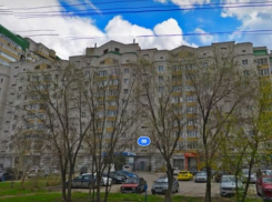 Сбитого у подъезда 12-летнего волгоградца спасают нейрохирурги