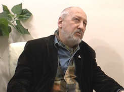 Я люблю баб и не могу жить без них, - художник Владислав Коваль 