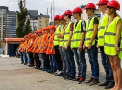 В Волгограде к строительству стадиона «Волгоград Арена» присоединились студенты