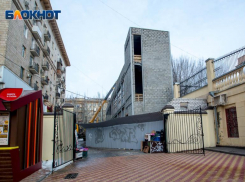 Скандальный фуд-корт жены Владлена Колесникова потребовала снести прокуратура