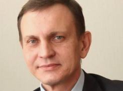 Бочаров продлил полномочия «пережившему» всех волгоградских губернаторов заместителю 