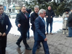 Волгоградская оппозиция тайно встречалась с кандидатом в президенты Грудининым