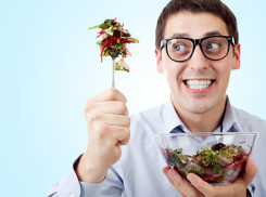 Под Волгоградом трое мужчин пытались похитить еду