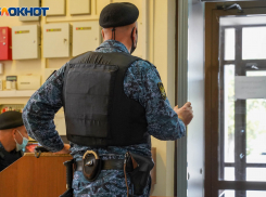 Волжанка пошла под суд за оскорбление соседа на Пасху