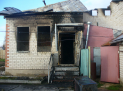 Шесть человек спасли из горящего дома на западе Волгограда