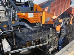 Улица Новороссийская в центре Волгограда закрыта для движения на шесть дней