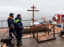 В Волгограде начали готовить берег к крещенским купаниям