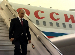 Самолет Владимира Путина приземлился в аэропорту Волгограда