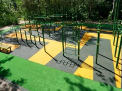По две спортплощадки установят в Дзержинском и Краснооктябрьском районах