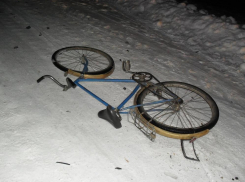 В Волгоградской области водитель китайского автомобиля сбил велосипедиста