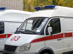 Водитель Lada протаранил «девятку» в Волгоградской области: погибла пассажирка, в больницу попали 6 человек