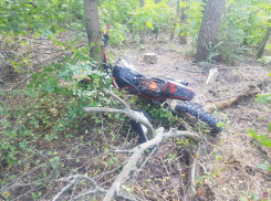 19-летний байкер разбился насмерть в Волгоградской области