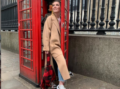 Волжанку Ольгу Скабееву высмеяли за кроссовки и отсутствие стиля