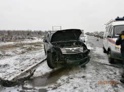 В Волгограде директор оптовой базы протаранила два авто