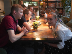 Горячая вечеринка знакомств состоялась в Волгограде в День первой любви